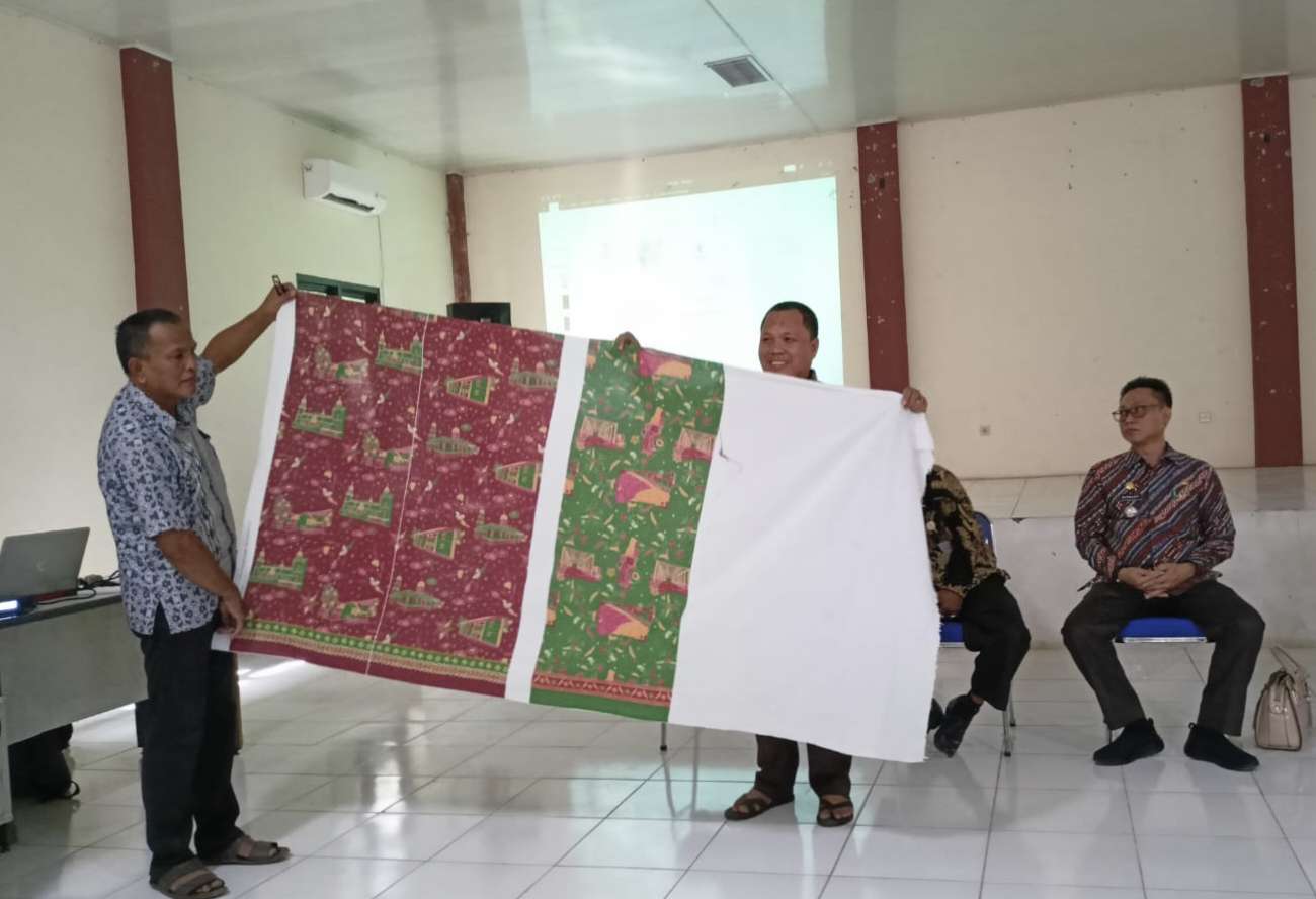 Forum UMKM Kenalkan Batik Bekasi Khas Cibarusah