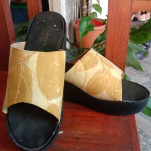 Sandal Wanita